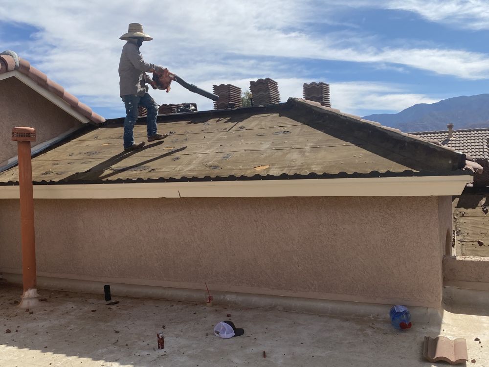 The Role of Protective Coatings in Shielding Roofs from Arizona's Harsh Sunlight